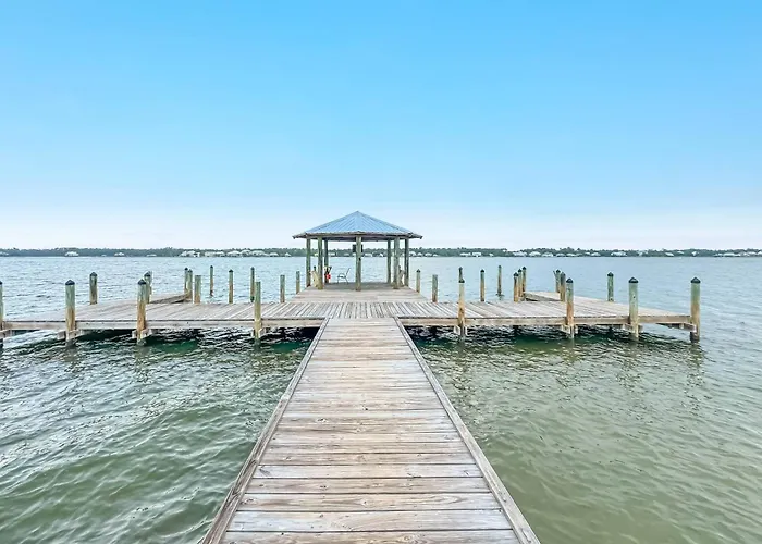 The Lazy Pelican East *